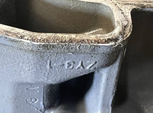 Load image into Gallery viewer, BF 225 200 hp Honda stbd CYLINDER HEAD 12210-ZY3-010ZA  2002-up BF 250 2007-up
