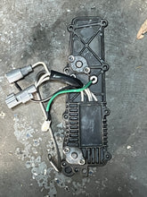 Cargar imagen en el visor de la galería, DF 115 140 hp Suzuki  voltage RECTIFIER 32800-92J00 four stroke 2013-2021 some compatibility 100 hp (charging regulator)

