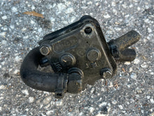 Cargar imagen en el visor de la galería, 250 hp Yamaha FUEL PUMP 14360A43 14360A71 two stroke EFI  1994-1996 some compatibility 225 300 hp
