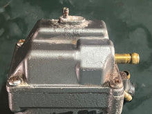 Charger l'image dans la galerie, DT 225 200 150 hp Suzuki Efi FUEL VAPOR SEPARATOR 15600-92E21-0EP, cover 1-line 15620-88D21-0ED two stroke 1988-99

