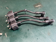Charger l'image dans la galerie, BF 25 30 hp Honda 30500-ZV7-003 IGNITION COIL ASSY nla 1997-2000
