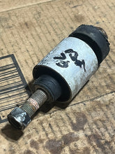 Cargar imagen en el visor de la galería, DF 70 60 hp Suzuki 54130-87E31  UPPER MOTOR MOUNT &amp; cover 1998-2009 four stroke
