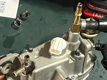 Load image into Gallery viewer, f 250 hp Yamaha VST FLOAT CHAMBER ASSY 6P2-14180-01-00 6P2-14180-00-00  FUEL PUMP 6P2-13907-00-00 PRESSURE REGULATOR 6P2-1390
