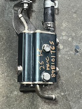 Charger l'image dans la galerie, 25 30 hp Mercury EFI vst FUEL COOLER 898101T65 FILTER Fuel &amp; bracket 898101T68 four stroke
