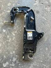 Charger l'image dans la galerie, 25 30 hp Mercury Tohatsu CLAMP BRACKET RIGHT 3AEQ772110 LEFT 3AEQ772120 - CLAMP port strbd 804039T01 804038T01 four stroke 20
