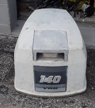 Cargar imagen en el visor de la galería, 140 115 90 hp Evinrude VRO Johnson 281742 0281742 ENGINE COVER Two Stroke
