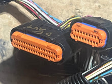 Cargar imagen en el visor de la galería, DF 50 60 hp Suzuki 36610-88LE0 WIRING engine HARNESS  2015 df50avt
