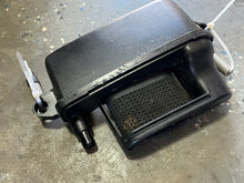 Cargar imagen en el visor de la galería, f 90 hp Yamaha INTAKE SILENCER 6D8-14440-01-00, COLLARS 90387-07013-00 four stroke 2005-2014
