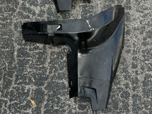 Charger l'image dans la galerie, LOCAL PICK UP: 200 - 300 hp Evinrude E-tec LOWER SIDE COVER SET 25” 5005932 0350875 5005206 0350881 Two Stroke
