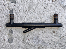 Cargar imagen en el visor de la galería, 90 100 115 hp Johnson 0434522 Balance tube MANIFOLD Assy 434522 two stroke 1995-2004
