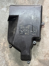 Load image into Gallery viewer, 225 250 hp Yamaha ELECTRICAL COVER 60V-81942-00-00 60V-81942-10-00 hpdi Two Stroke 2003-up
