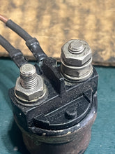 Cargar imagen en el visor de la galería, F 50 hp Yamaha STARTER RELAY 6G1-81941-10-00 four stroke 1990-2001
