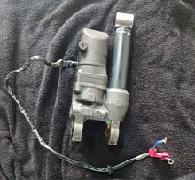 Charger l'image dans la galerie, sold may2026——30 25 hp Mercury POWER TRIM TILT ASSY ptt 851873T03 Four Stroke EFI
