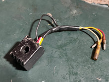 Load image into Gallery viewer, DT 50 65 85 hp Suzuki VOLTAGE REGULATOR RECTIFIER 32800-95D00  -95D02  -95D01 32800-95720 two stroke some compatibility 3.5 -
