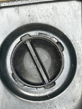 Cargar imagen en el visor de la galería, 115 hp Mercury Optimax TOP COWL cover 880778T03 898436T01 Two Stroke 3 Cylinder DFI 2008 8M0075375 880778T04
