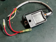 Charger l'image dans la galerie, MFS 9.8 hp Tohatsu Nissan VOLTAGE REGULATOR RECTIFIER 3AA760650 four stroke
