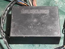 Charger l'image dans la galerie, DT 25 30 hp Suzuki CDI control unit 32900-94d40 95d4 1987-97 two stroke 3 cylinder
