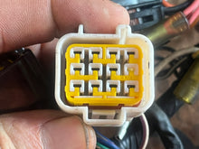 Cargar imagen en el visor de la galería, DF 175 hp Suzuki 36610-87j10 engine WIRING HARNESS four stroke 2006-2011
