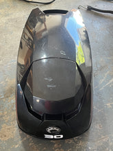 Charger l'image dans la galerie, 30 25 15 hp Evinrude E-tec ENGINE COVER cowl 0285856 0285956 two stroke 2017 AB AF
