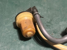 Charger l'image dans la galerie, 115 hp Yamaha 6E5-24410-03-00 FUEL PUMP 6E5-24560-00-00 FILTER ASSY two stroke oem 135-300 hp

