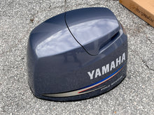 Charger l'image dans la galerie, f 90 hp Yamaha TOP COWLING ASSY 6D8-42610-A0-4D four stroke 2005-2010 6D8-A0 some 75 hp 2006-2010
