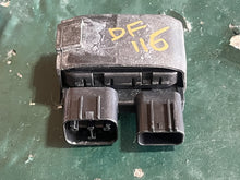 Cargar imagen en el visor de la galería, DF 115 hp Suzuki PTT RELAY ASSY 38410-93J20 Four Stroke 2013-2018

