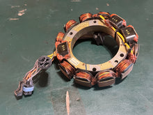 Charger l'image dans la galerie, 175 HP Johnson 0584981 STATOR 584981 oem Two Stroke ois electrical 105 150 hp 1991-2006

