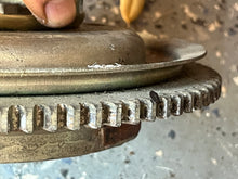 Charger l'image dans la galerie, DT 25 30 hp Suzuki FLYWHEEL 32102-95D00  F3T443 two stroke 1988-2000
