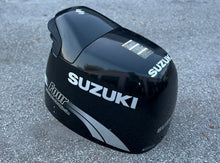 Cargar imagen en el visor de la galería, DF 140 115 hp Suzuki 61410-92871-0EP ENGINE COVER cowl 2011 four stroke 61400-92803-0EP 2002-2011
