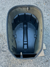 Load image into Gallery viewer, 175 150 135 hp Evinrude Ficht ENGINE COVER 0285623 0285659 two stroke 2005
