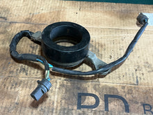 Cargar imagen en el visor de la galería, 110 100 90 88 hp Johnson Evinrude 0583127 TIMER BASE 1986-87 two stroke other #s 0583128 0583376
