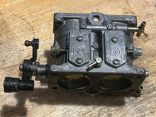 Cargar imagen en el visor de la galería, 200 175 150 hp Mercury CARBURETOR SET WMH-16 top 3308-9672A44 3311-818650A4 818650A52, center 3308-9672A45 818650A5 818650A53
