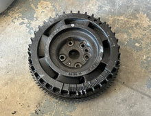 Load image into Gallery viewer, 175 150 135 115 hp Ficht Evinrude FLYWHEEL 3010734 0586526 two stroke 2000-2005
