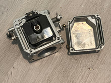 Load image into Gallery viewer, 90 hp Yamaha CARBURETOR SET 61H-30 6H1-14301-30-00 6H1-14302-30-00 6H1-14303-30-00 Two Stroke 2004-09 superseded 6H1-31
