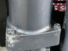 Cargar imagen en el visor de la galería, 90 70 60 hp Yamaha POWER TRIM &amp; TILT 6H1-43800-17-4D 6H1-17 two stroke 2003-2009
