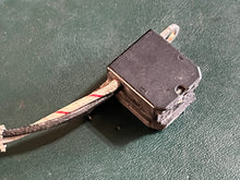 Charger l'image dans la galerie, f 350 300 hp Yamaha 6AW-85580-00-00 PULSER COIL generator Four Stroke
