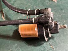 Cargar imagen en el visor de la galería, 90 hp Yamaha FUEL PUMP 692-24410-00-00 (25-90hp compatible) FILTER 61N-24560-00-00
