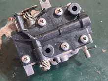 Cargar imagen en el visor de la galería, parts 9.9 15 hp Johnson Evinrude 338478 334045 mx332478 CARBURETOR, top johnson 436316 two stroke
