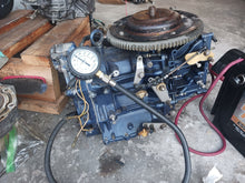 Charger l'image dans la galerie, 70  60 50 hp Tohatsu Nissan POWERHEAD CYLINDER &amp; CRANK CASE ASSEMBLY 360011001 two stroke two cylinder 1986-2002 - 145+ cold 
