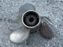 Load image into Gallery viewer, Michigan Wheel prop RAPTURE PROPELLER 13 1/4 x 17 Pitch RH Standard STAINLESS off of 115 Yamaha - for Two &amp; Four Stroke 3 and
