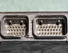 Cargar imagen en el visor de la galería, 250 hp Yamaha ECU CONTROL UNIT 60V-8591A-51-00 two stroke HPDI 2005 2006 f8t60071 60v-51 NLA
