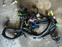 Cargar imagen en el visor de la galería, BF 200 hp Honda ENGINE WIRING HARNESS 32100-ZY2-A000 electrical Four Stroke 2006-up

