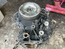 Cargar imagen en el visor de la galería, BF 225 200 175 hp Honda CYLINDER BLOCK ASSY 12000-ZY3-436ZA CRANKSHAFT 13310-RGL-A00 four stroke 2007-up
