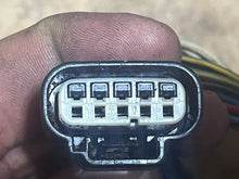 Cargar imagen en el visor de la galería, DF 50 60 hp Suzuki 36610-88LE0 WIRING engine HARNESS  2015 df50avt
