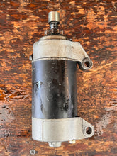 Charger l'image dans la galerie, 40 50 60 70 hp Yamaha Starter electric STARTER starting motor Two Stroke OEM tested 6H4-81800-11-00 6H3-81800-10-00
