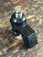 Load image into Gallery viewer, MFS 50 40 hp Tohatsu FUEL INJECTOR 3KY103000 keihin FE15 N3J FOUR STROKE 2014-2022 some 60 hp
