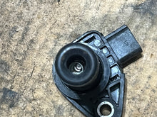Charger l'image dans la galerie, BF 200 225 250 hp Honda 30520-ZX2-003 ignition coil pre1997-2007+ four stroke
