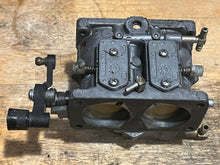Charger l'image dans la galerie, 200 175 150 hp Mercury CARBURETOR SET WMH 16-1 16-2 16-3 top 3308-9672A44 3311-818650A4 818650A52, center 3308-9672A45 818650
