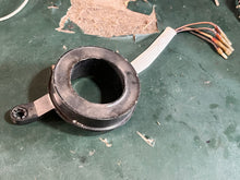 Cargar imagen en el visor de la galería, 50 hp Mercury TRIGGER ASSY  854512T 855745a10803 Two Stroke 3 Cylinder 50elpto
