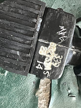Cargar imagen en el visor de la galería, sold ebay aug2025—-25 hp Mercury 832757A4 ignition COIL two stroke compat 9.9 - 175 hp 1979-1989 832757A3 832757A2
